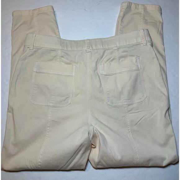 Chico’s Pants Women’s Size 2R US 12R Yellow Slim Ankle Secret Stretch Casual - Picture 8 of 8